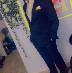 Meet your Posher, Gloria